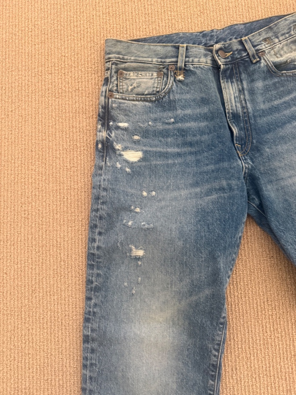 R13 Boyfriend Jeans in BAIN W/ RIPS - SZ 28 - Picture 7 of 13